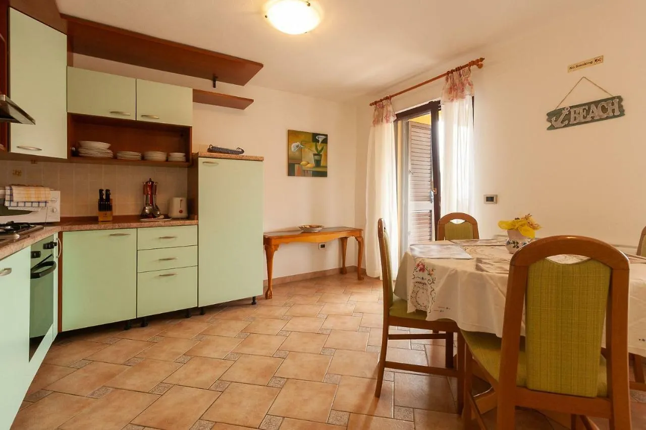 Apartments Loretta With Sea View Rabac